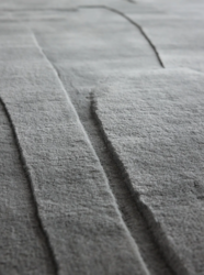 Tapis Bref Gris Bleut Serge Lesage Design contemporain Caen